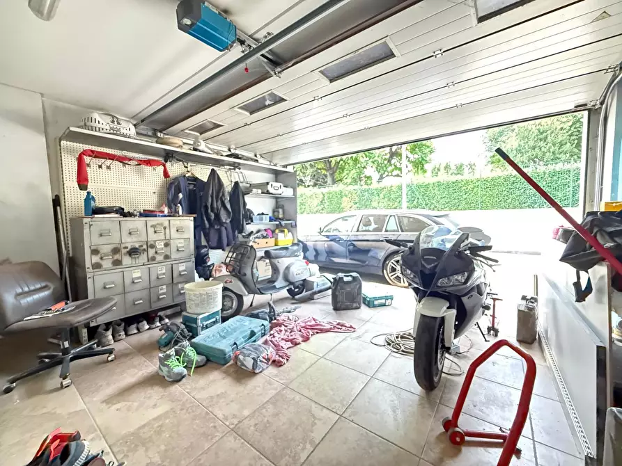 Immagine 9 di Villa in vendita  in Via C.A. DALLA CHIESA, 45 a Trenzano