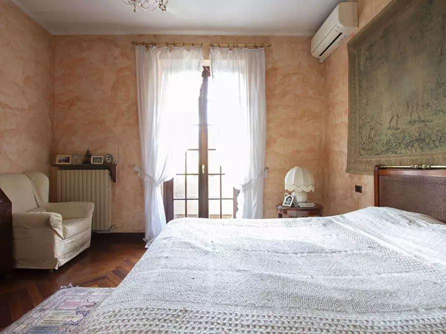 Immagine 24 di Villa in vendita  in Viale de Gasperi, 21 a Treviglio