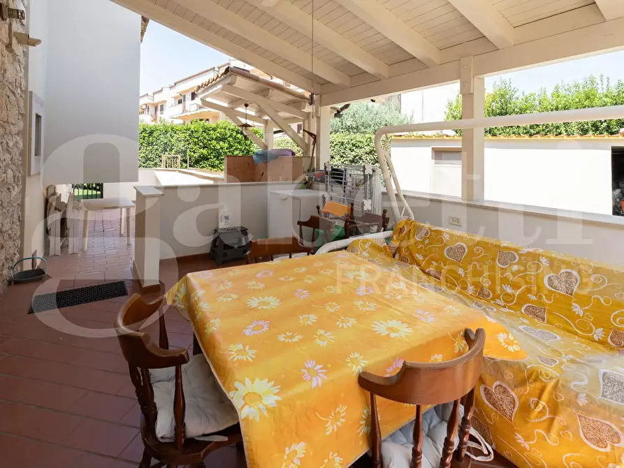 Immagine 34 di Villa in vendita  in Via Livatino, 18 a Ragusa