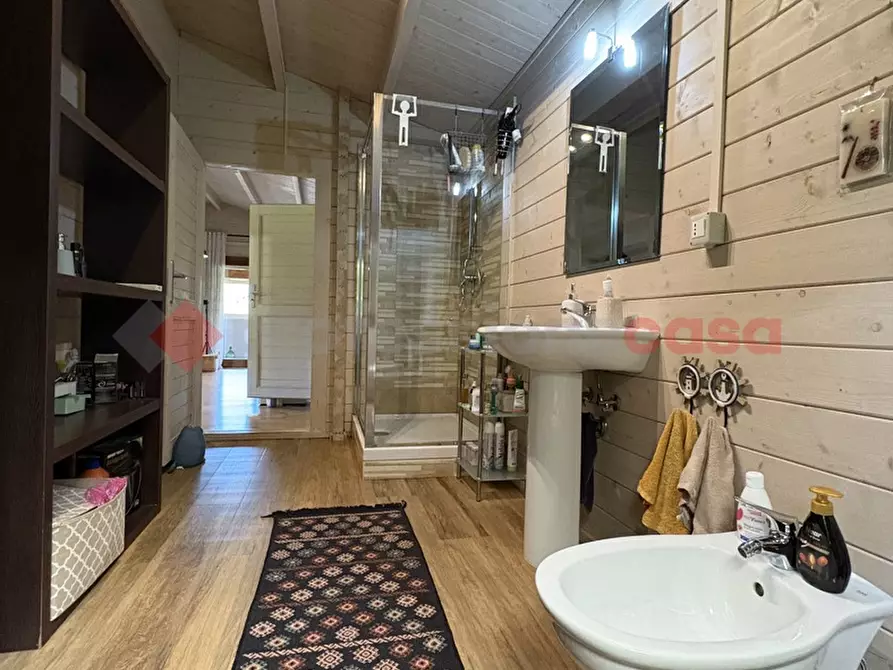 Immagine 29 di Villa in vendita  in Via PONTINA, 82 a Terracina