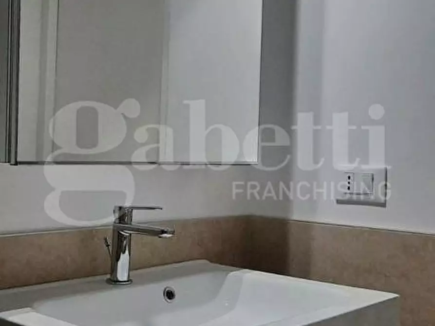 Immagine 28 di Casa indipendente in vendita  in Via Giovanni Paisiello a Ostuni