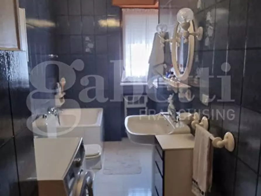 Immagine 17 di Appartamento in vendita  in Via R. SCHUMAN a Bari