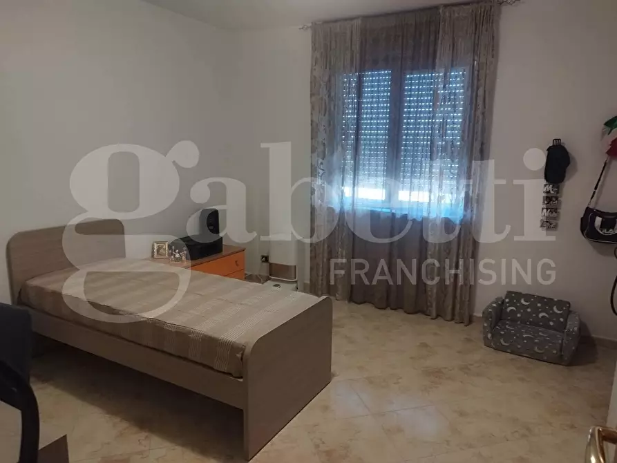 Immagine 14 di Appartamento in vendita  in Piazza SANDRO PERTINI, 5 a Taranto