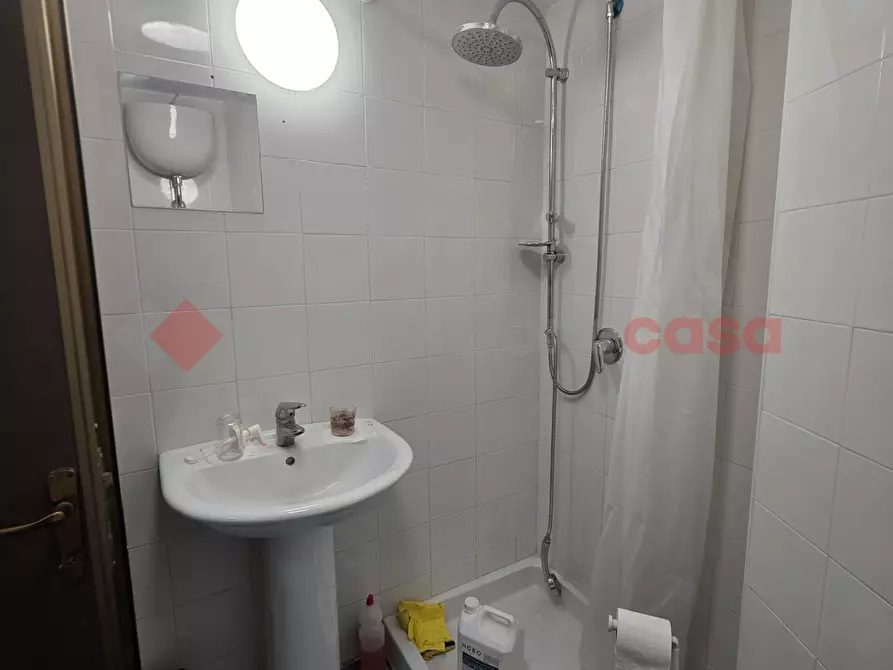 Immagine 25 di Ufficio in vendita  in Via Ferrante Imparato, 33 a Napoli