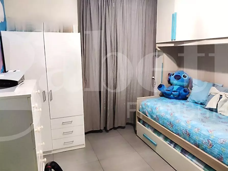 Immagine 9 di Appartamento in vendita  in Via torino a Napoli