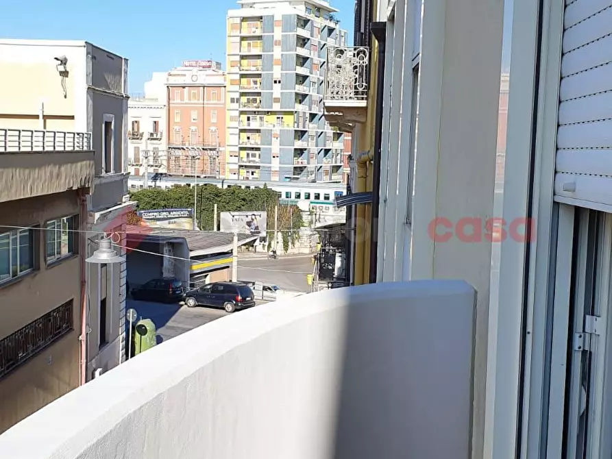 Immagine 16 di Appartamento in vendita  in Via ANGIULLI a Bari