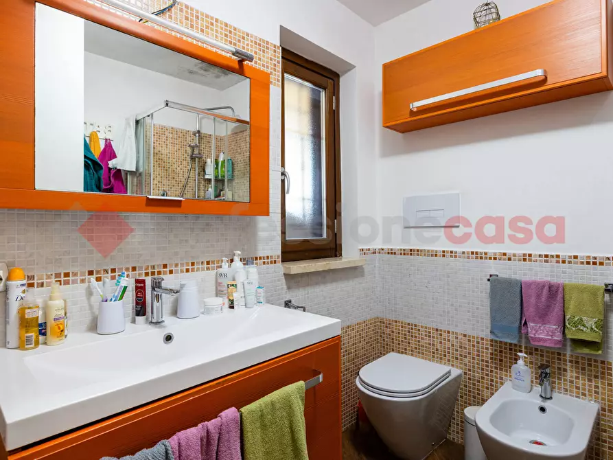 Immagine 38 di Casa quadrifamiliare in vendita  in Via Monteprandrone a Roma