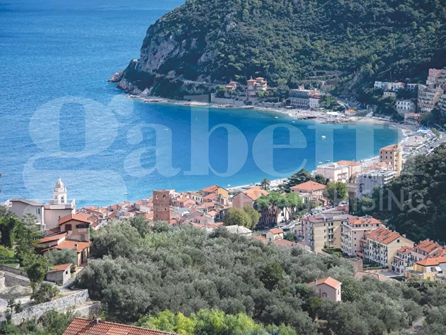 Immagine 7 di Appartamento in vendita  in Via Ugo La Malfa a Noli