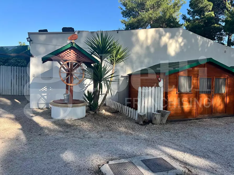 Immagine 20 di Ufficio in vendita  in Via ALBERTO SORDI, 4600 a Taranto