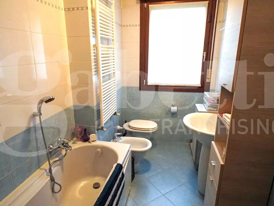 Immagine 5 di Appartamento in affitto  in Via IV Novembre, 1 a Cento