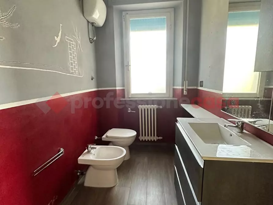 Immagine 21 di Appartamento in vendita  in Via SALVESTRI a Livorno