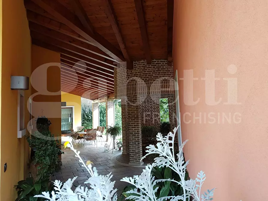 Immagine 7 di Villa in vendita  in Via San Benedetto, 34/36 a Bressanvido