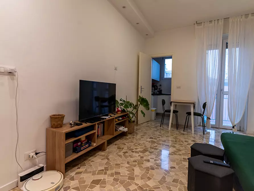 Immagine 2 di Appartamento in affitto  in Via costanza a Milano