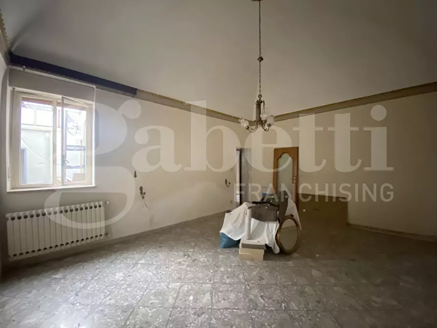 Immagine 8 di Appartamento in vendita  in Via Gramsci, 1 a Acquaviva Delle Fonti