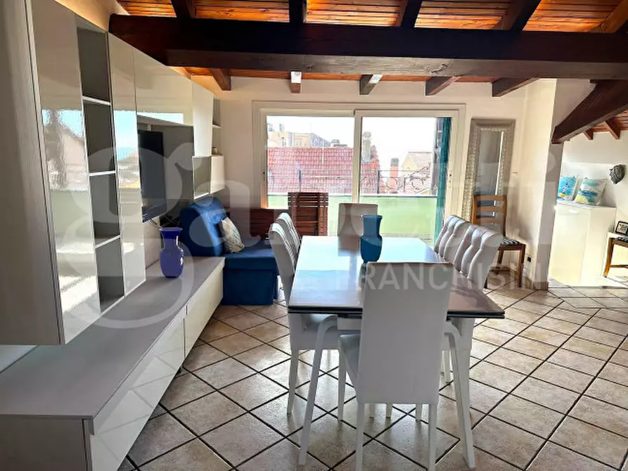 Immagine 6 di Appartamento in vendita  in Via Pertica a Finale Ligure