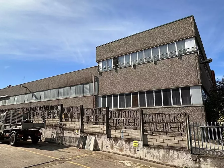Immagine 4 di Capannone industriale in vendita  in Via PER CASTELLANZA, 37 a Legnano