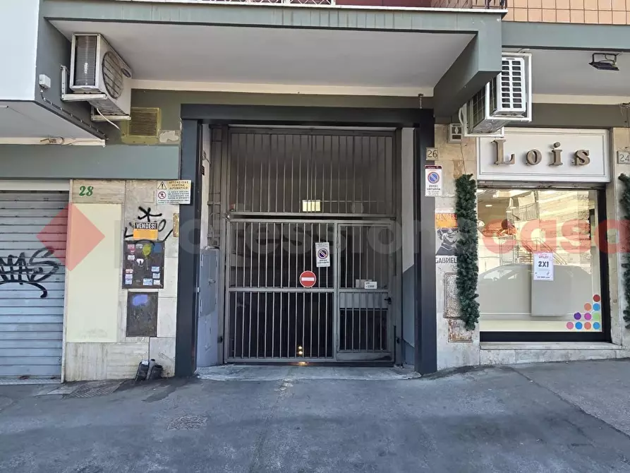 Immagine 16 di Box auto in vendita  in Via Cherso, 26 a Roma