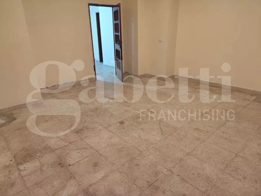 Immagine 3 di Magazzino in affitto  in Strada Statale Appia, snc a Benevento