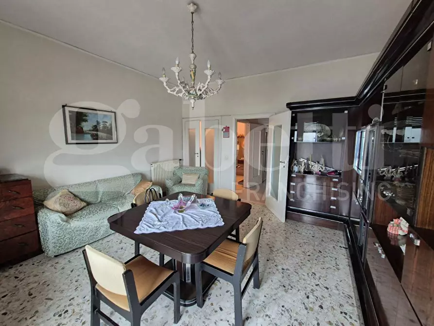 Immagine 15 di Appartamento in vendita  in Via Parini, 97 a Torre Annunziata