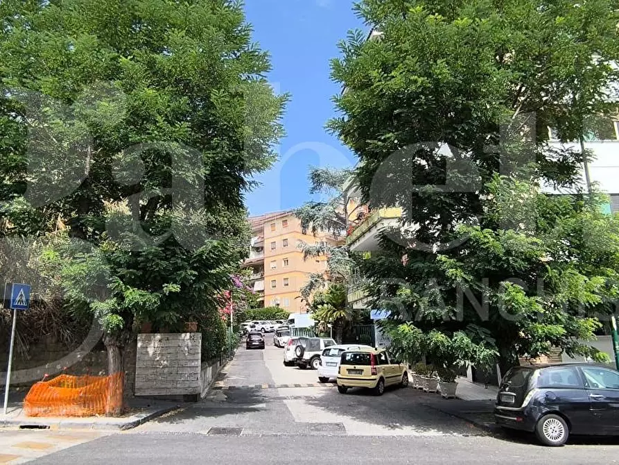 Immagine 29 di Appartamento in vendita  in Via Francesco Petrarca a Napoli