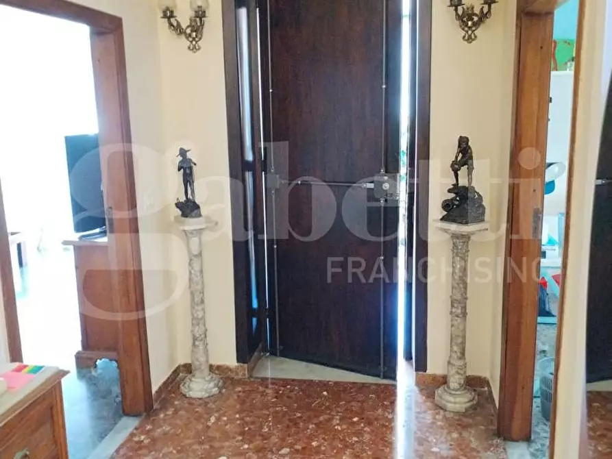 Immagine 26 di Casa indipendente in vendita  in Via Vittorio Veneto a Sant'arpino
