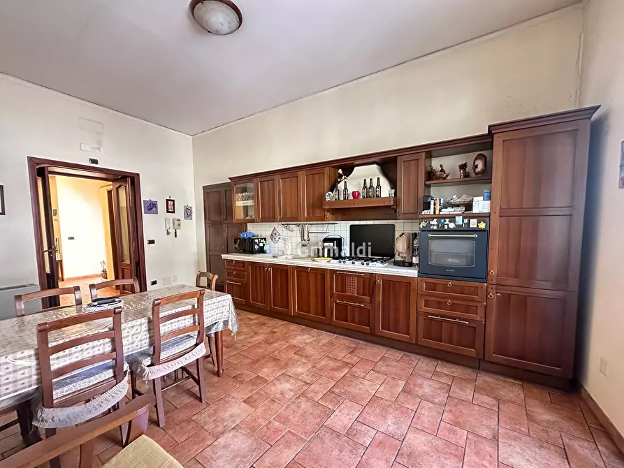 Immagine 2 di Appartamento in vendita  in Via Flavio Gioia, 1 a Acerra