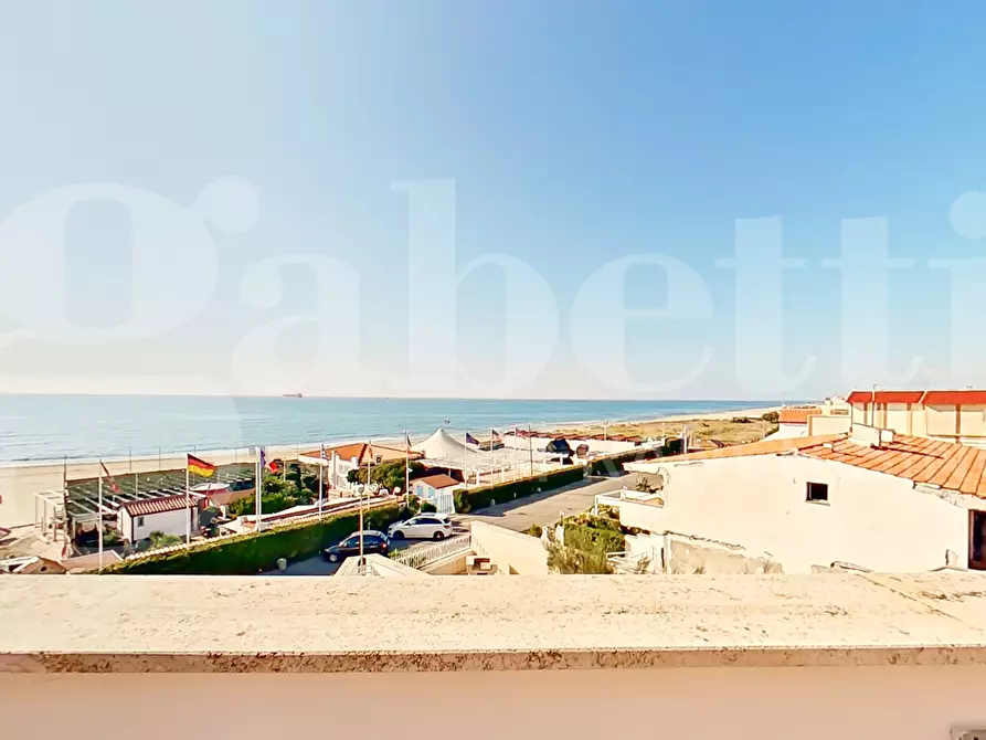 Immagine 10 di Villa in vendita  in Via dei cavalli marini VISTA MARE, 108 a Ardea