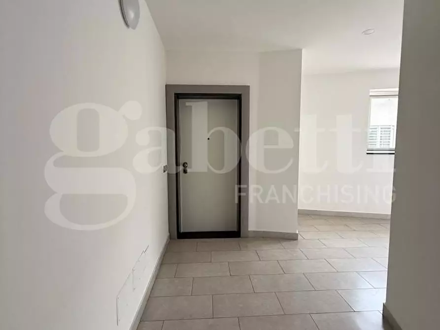 Immagine 29 di Appartamento in vendita  in Via Nazionale Appia a Curti