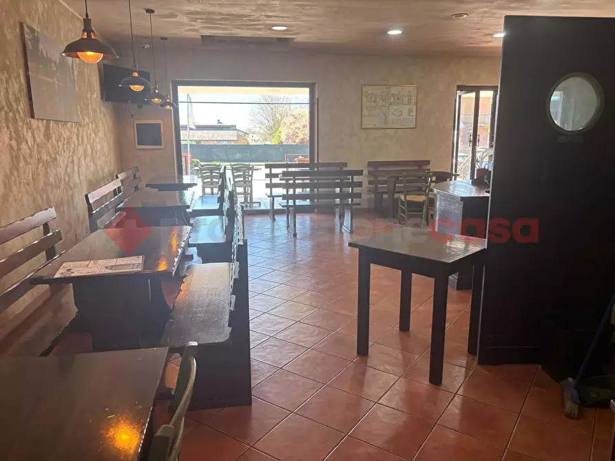 Immagine 8 di Negozio in affitto  in Via Casilina 62.700, snc a Anagni