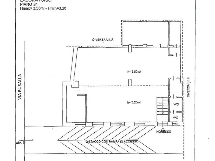 Immagine 15 di Laboratorio in vendita  in Via Busalla, 9 a Roma