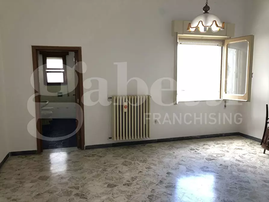 Immagine 9 di Casa indipendente in vendita  in Via Roma, 25 a Salice Salentino