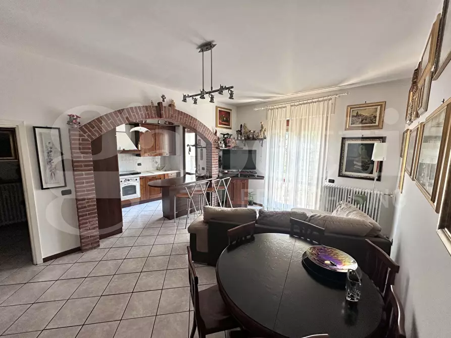 Immagine 18 di Appartamento in vendita  in Via Volta, 1 a Barni