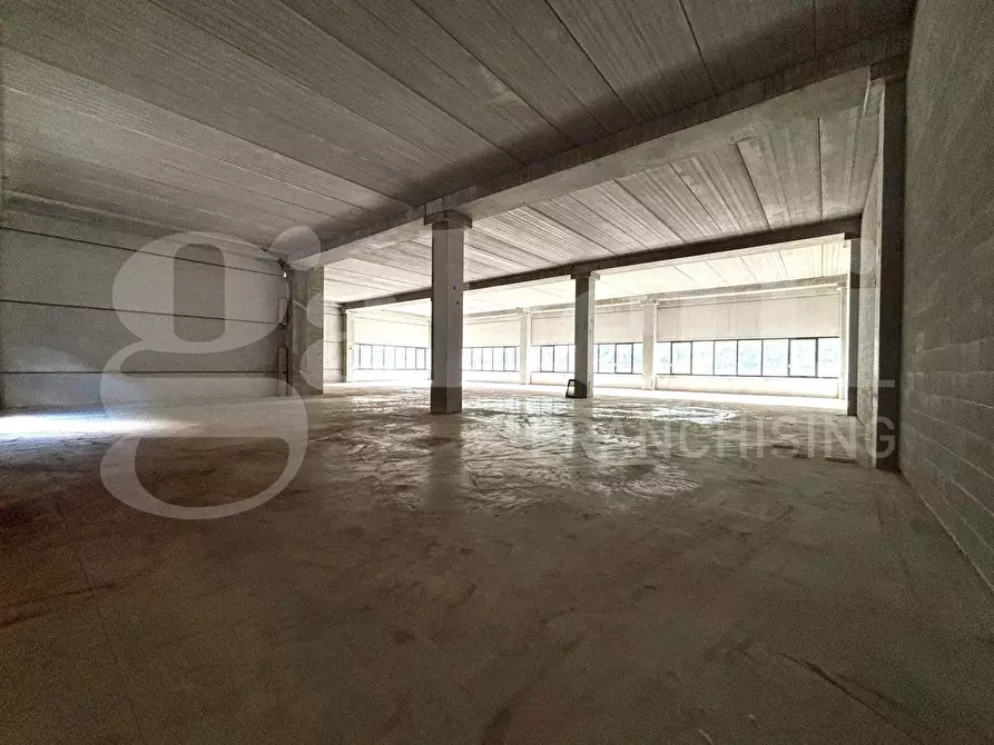 Immagine 4 di Capannone industriale in vendita  in Via Maestri del Lavoro a Finale Ligure