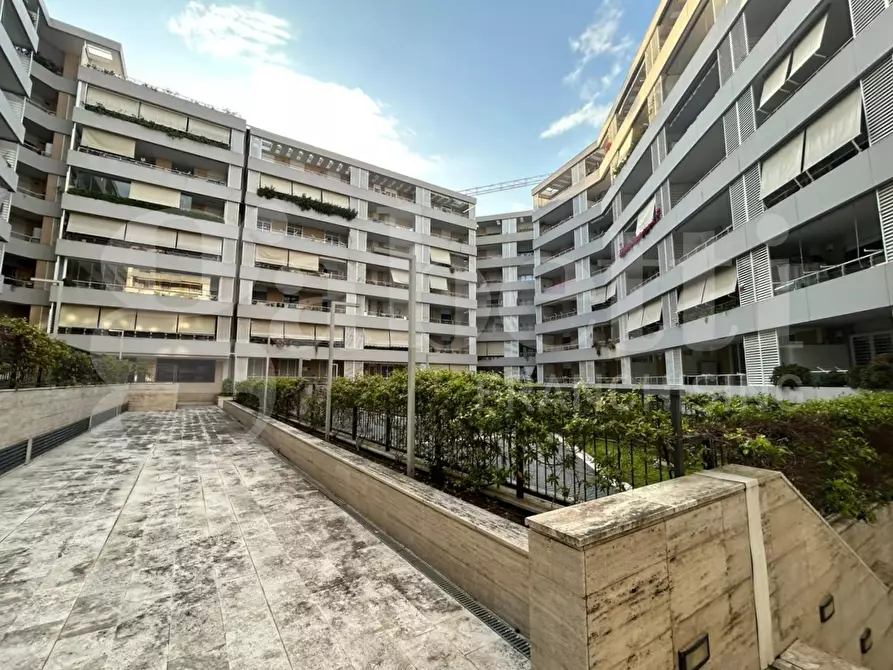 Immagine 5 di Attico in vendita  in Viale leonida tonelli, 68 a Roma