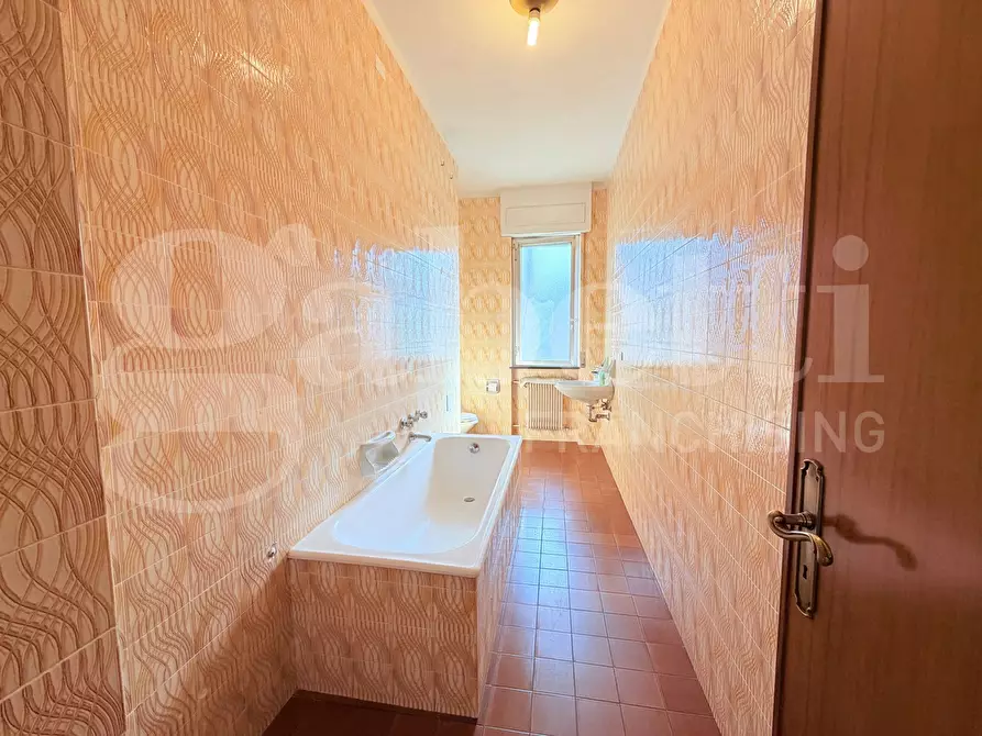 Immagine 21 di Appartamento in vendita  in Via degli Orti a Albenga