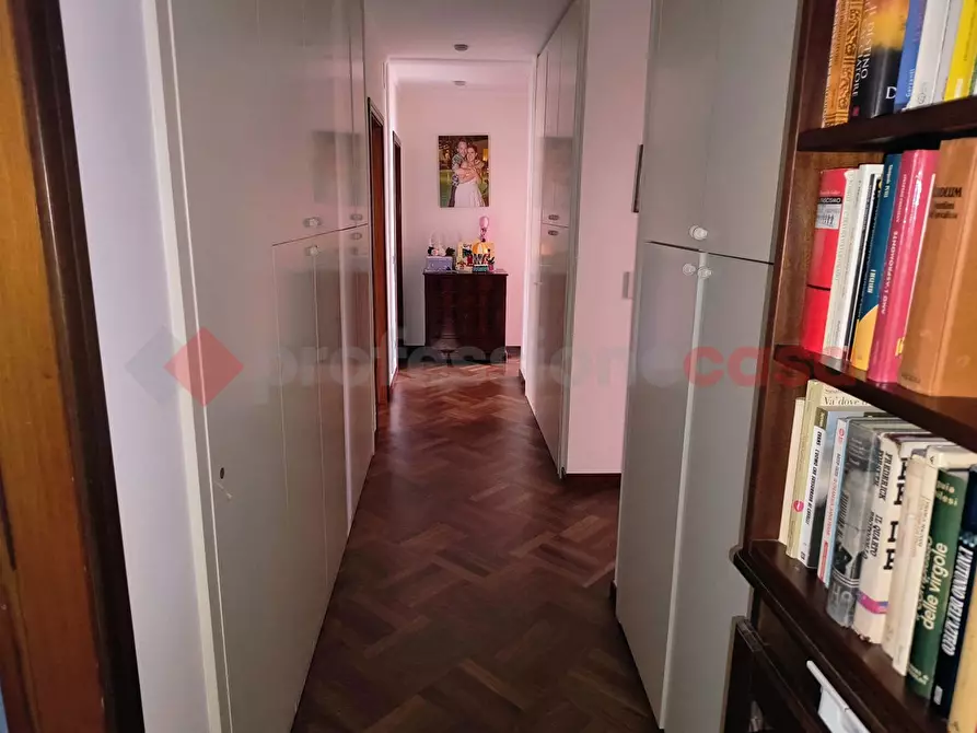 Immagine 19 di Appartamento in vendita  in Corso Garibaldi, sopra upim, 401 a Reggio Di Calabria
