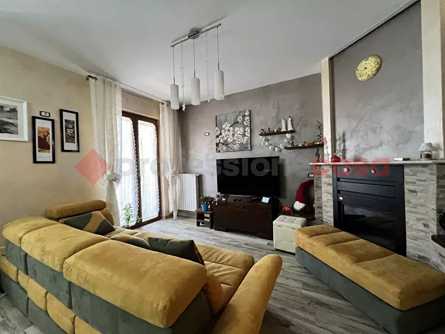 Immagine 17 di Appartamento in vendita  in Via DI SAN  VITO, 188 a Tito