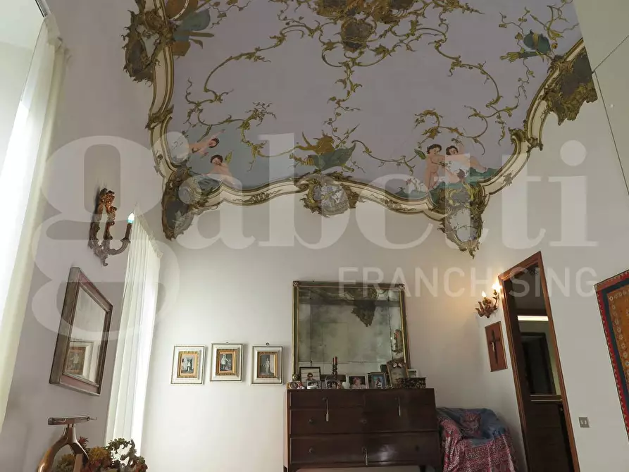 Immagine 9 di Appartamento in vendita  in Piazza garibaldi, 5 a Lerici