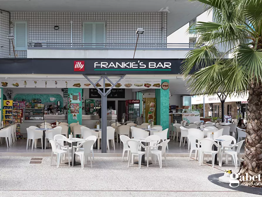 Immagine 13 di Bar / Ristorante in vendita  in Via Dante a Cattolica