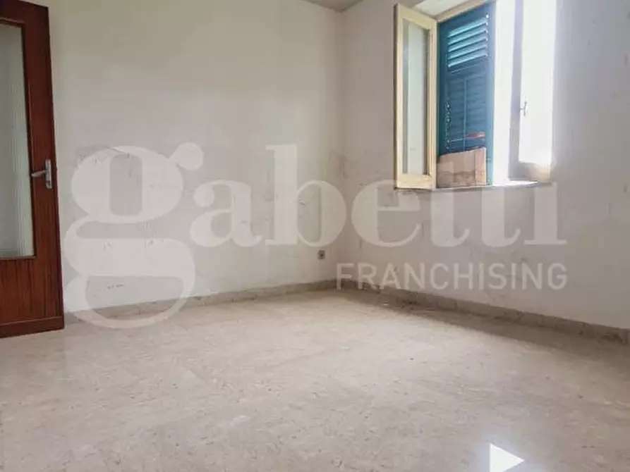 Immagine 10 di Appartamento in vendita  in Via Santa Maria di GesÃ¹ a Palermo