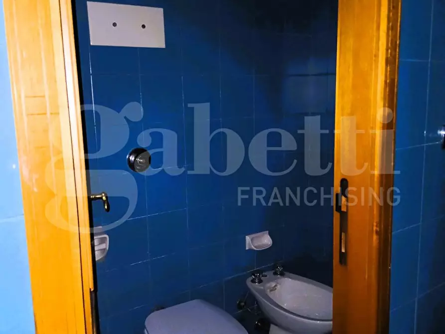 Immagine 20 di Ufficio in affitto  in Corso Guercino, 74 a Cento