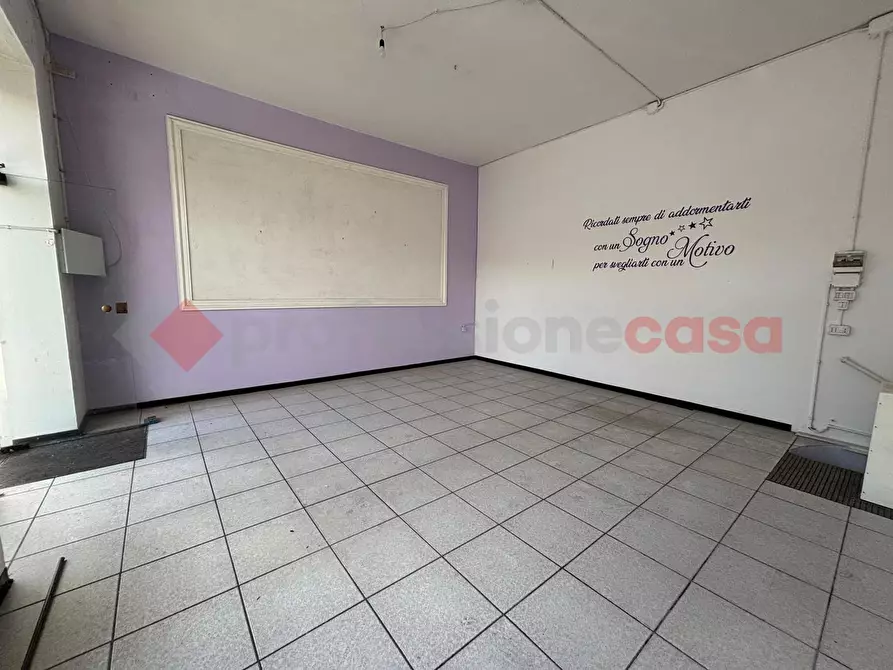 Immagine 10 di Negozio in affitto  in Via Sorbero, 7 a Colleferro
