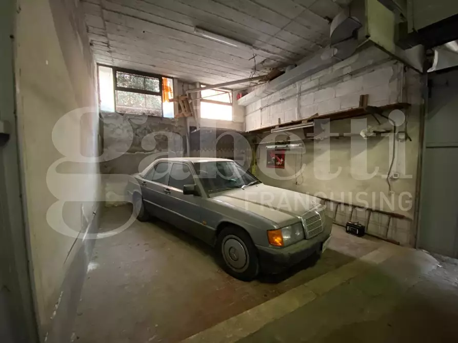Immagine 5 di Box auto in vendita  in Via Dei Gonzaga, 137 a Roma
