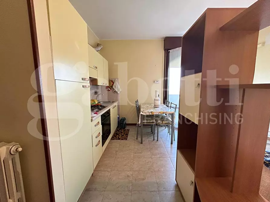 Immagine 6 di Appartamento in vendita  in Via FERRUCCIO TAGLIAVINI a Reggio Nell'emilia