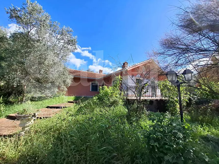 Immagine 2 di Villa in vendita  in Via Colle Marchitto, snc a Sora