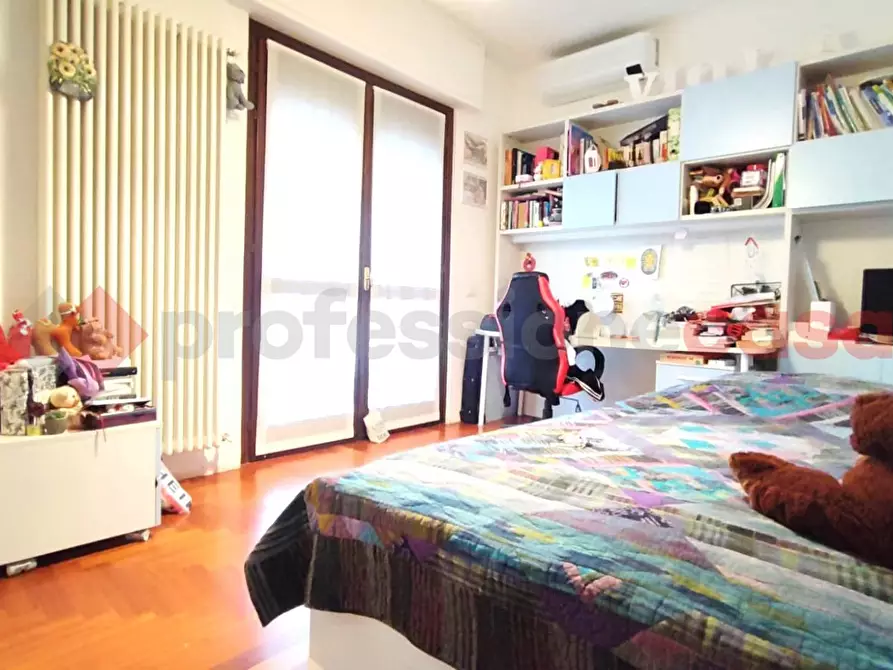 Immagine 36 di Appartamento in vendita  in Via cavour, 8 a Locate Di Triulzi