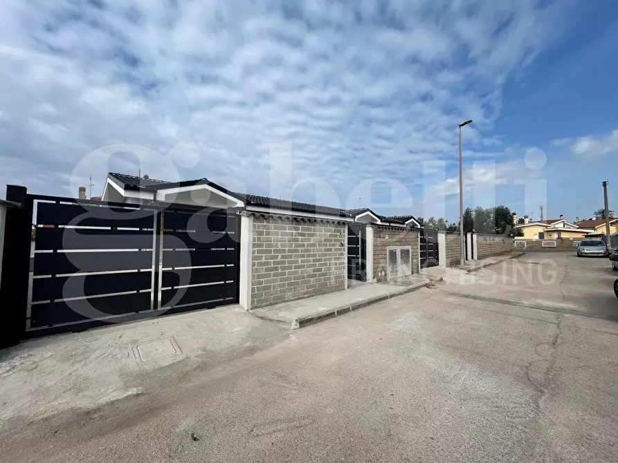 Immagine 6 di Casa trifamiliare in vendita  in Via stura, snc a Ardea