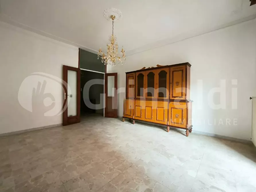 Immagine 5 di Appartamento in vendita  in Viale XX SETTEMBRE, 74 a Carrara