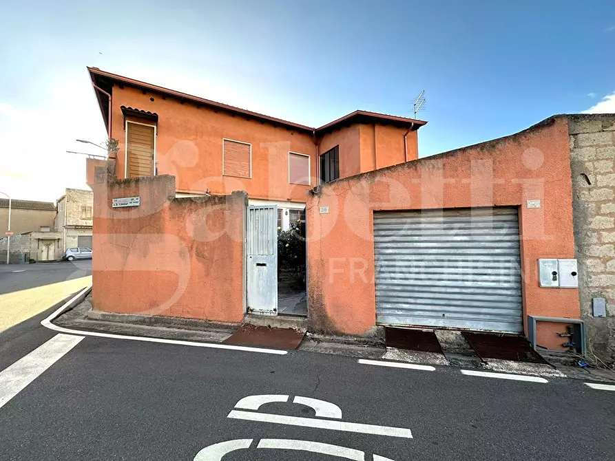 Immagine 2 di Casa indipendente in vendita  in Via Cavour, 38 a Villasor