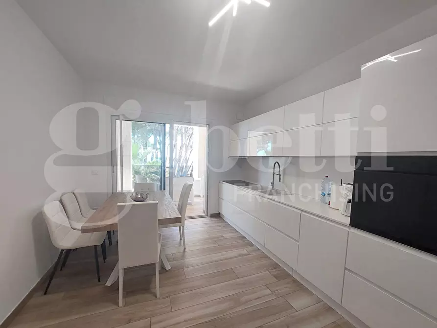 Immagine 7 di Appartamento in vendita  in Via Emilia, 2 a Alba Adriatica